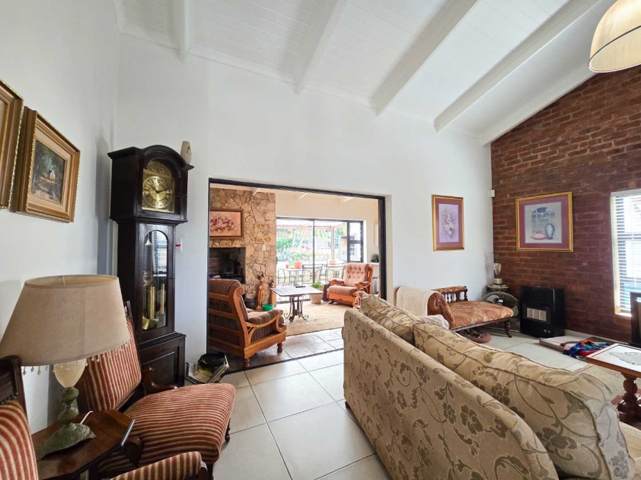 3 Bedroom Property for Sale in Stilbaai Wes Western Cape